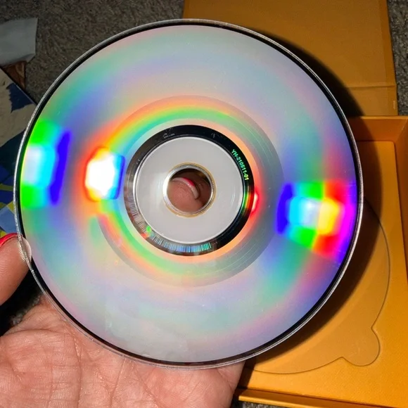 BTS Butter Album Cream With Photobook Lyric Cards Poster And Disc See Photos - Picture 6 of 10